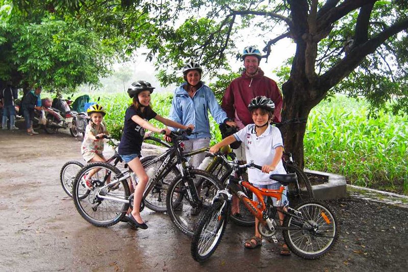 Hanoi Countryside Bicycle Tour Van Huong Tho Ha Village 1 Day